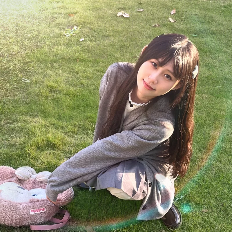 [mp4/206MB]情侣手机原档泄密白虎嫩妹白袜